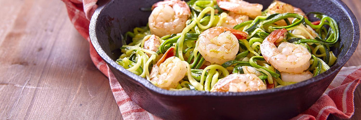 zucchini-nudeln-mit-garnelen_header